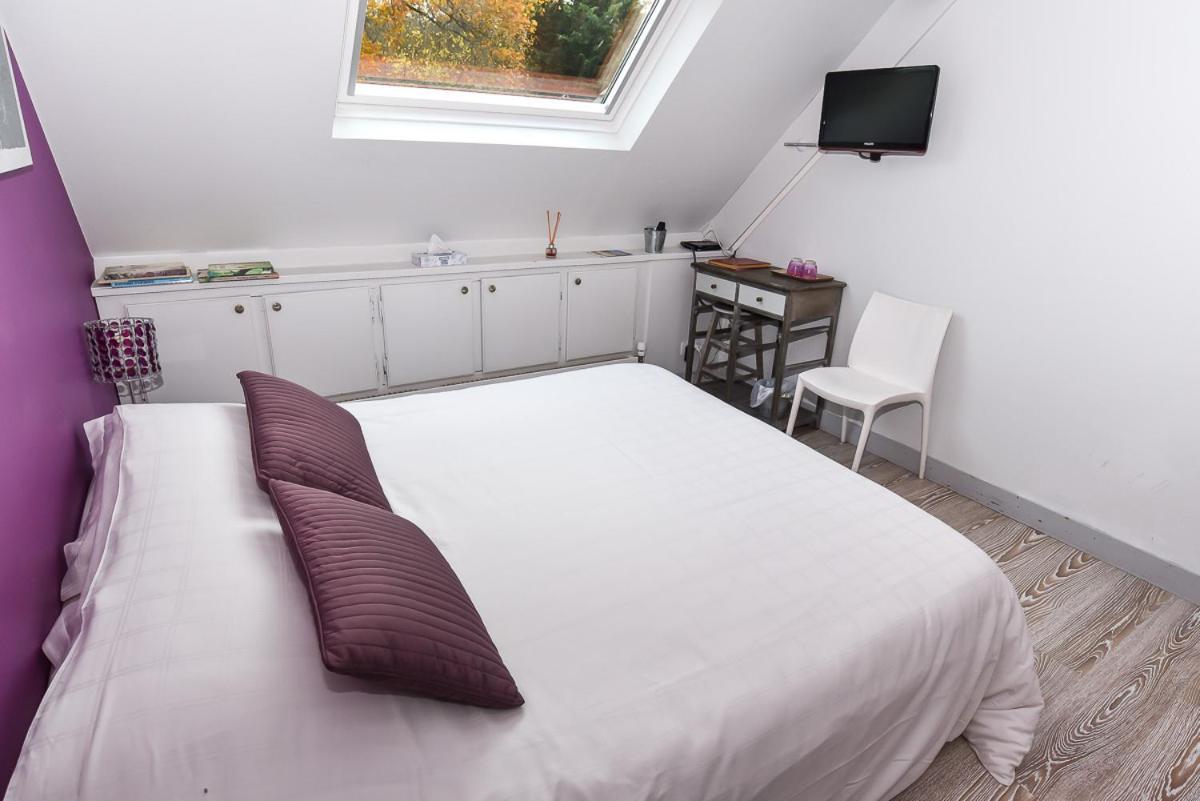 Le Jardin Des Roches Bed & Breakfast Moigny Exterior photo